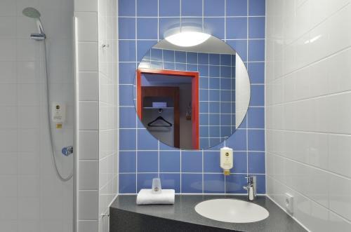 B&B Hotel Hamburg-Altona Екстериор снимка